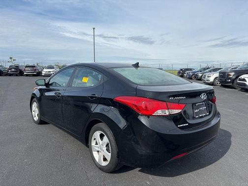 Phantom Black Metallic 2011 Hyundai ELANTRA GLS
