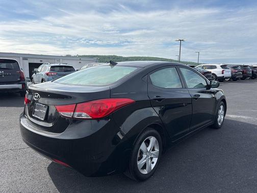 Phantom Black Metallic 2011 Hyundai ELANTRA GLS