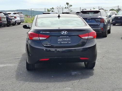 Phantom Black Metallic 2011 Hyundai ELANTRA GLS