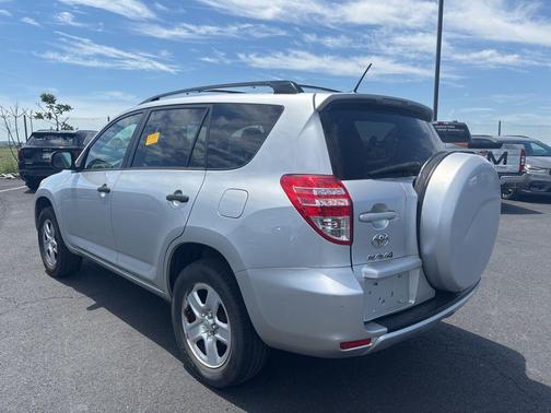 Classic Silver Metallic 2012 Toyota RAV4 Base