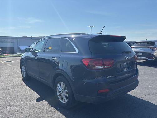 Imperial Blue 2020 Kia Sorento LX