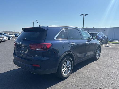 Imperial Blue 2020 Kia Sorento LX
