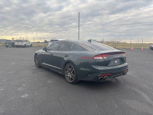 2022 Kia Stinger GT1
