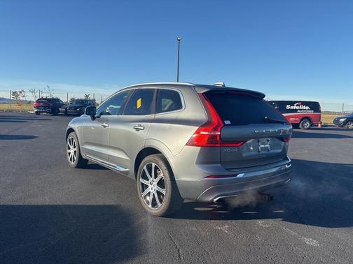 2021 Volvo XC60 T5 Inscription