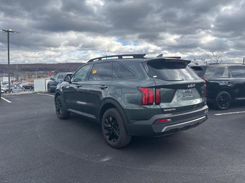 2023 Kia Sorento S