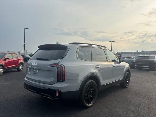 Wolf Gray 2024 Kia Telluride EX X-Line