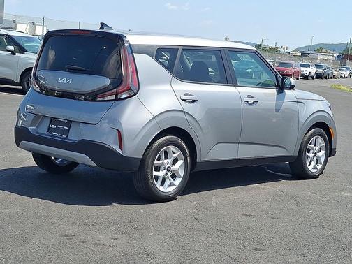 Steel Gray 2023 Kia Soul LX