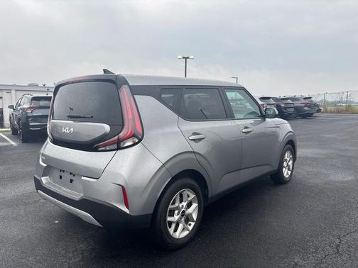 Steel Gray 2023 Kia Soul LX