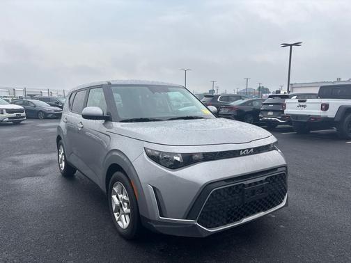 Steel Gray 2023 Kia Soul LX