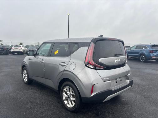Steel Gray 2023 Kia Soul LX