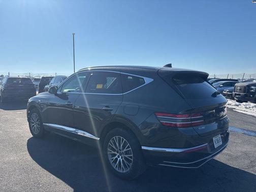 2025 Genesis GV80 2.5T
