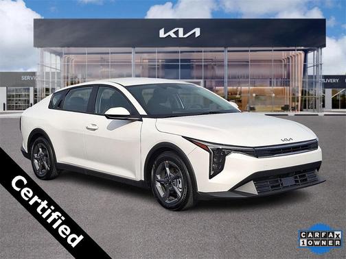 2025 Kia K4 LXS
