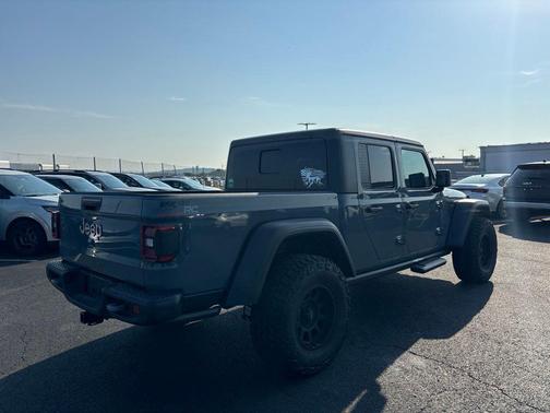 Anvil Clear Coat 2024 Jeep Gladiator Rubicon