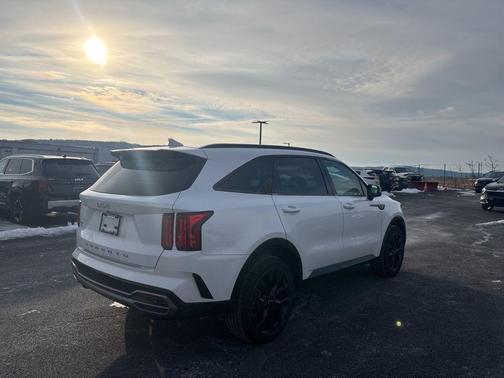 2022 Kia Sorento SX