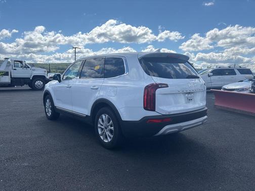 2022 Kia Telluride LX