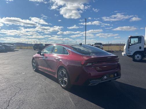 2023 Kia K5 EX