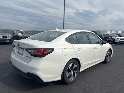 Crystal White Pearl 2023 Subaru Legacy Premium