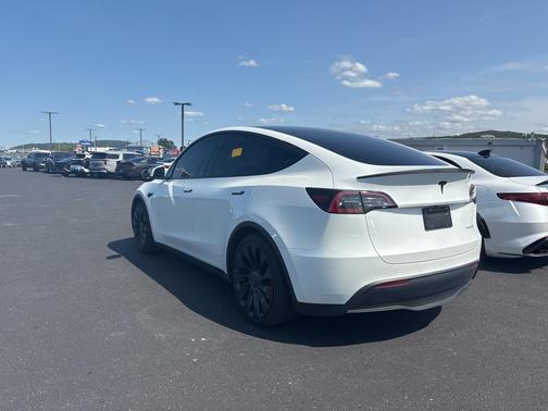2022 Tesla Model Y Performance Dual Motor All-Wheel Drive