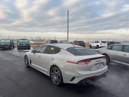 2022 Kia Stinger GT2