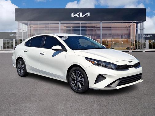 2022 Kia Forte LXS