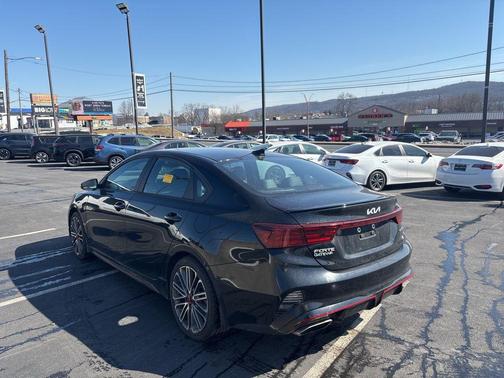 2022 Kia Forte GT