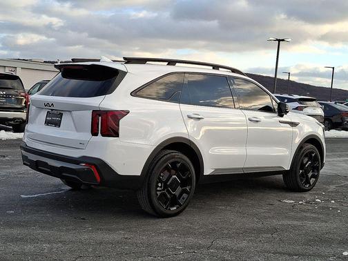 2025 Kia Sorento SX