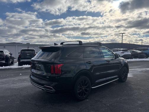 2023 Kia Sorento SX