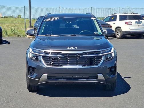 Gravity Gray 2025 Kia Seltos EX