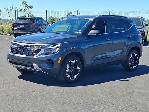 Gravity Gray 2025 Kia Seltos EX