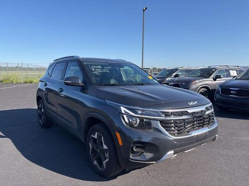 Gravity Gray 2025 Kia Seltos EX