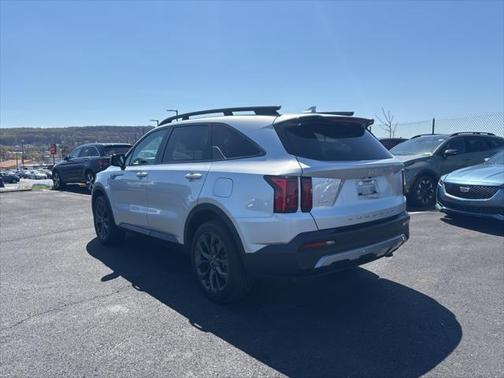 2022 Kia Sorento EX