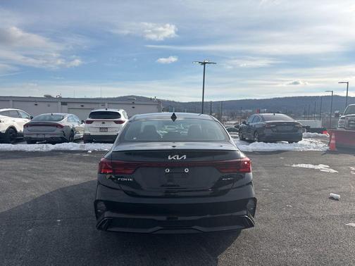 2023 Kia Forte GT-Line