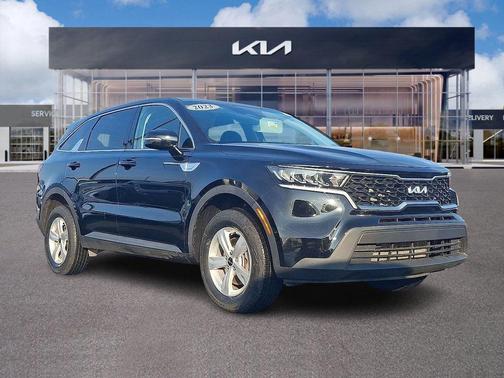 2023 Kia Sorento LX