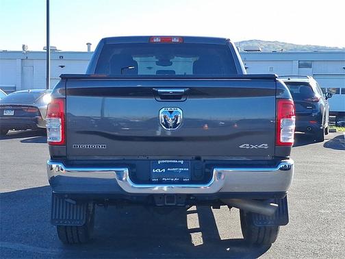 2019 RAM 2500 Big Horn Crew Cab 4x4 6'4' Box