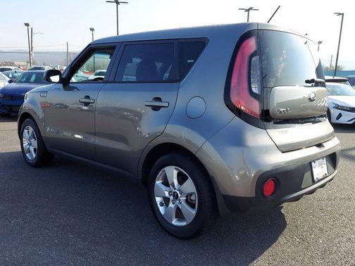 2017 Kia Soul Base
