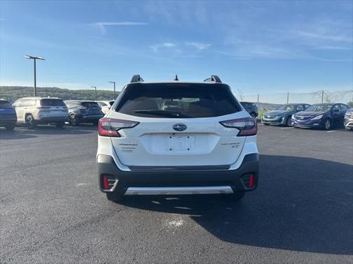2022 Subaru Outback Limited XT