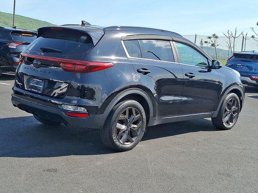 Black Cherry Pearl 2021 Kia Sportage S