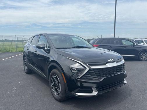 Fusion Black 2025 Kia Sportage LX
