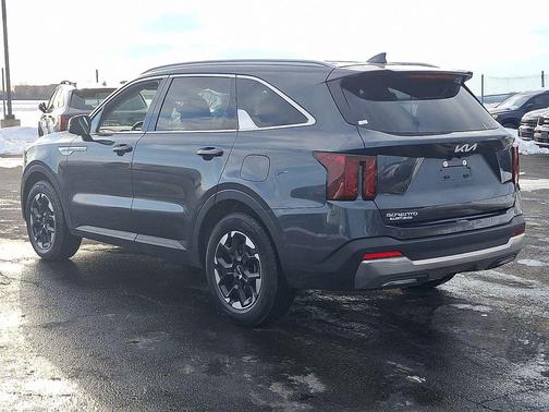2024 Kia Sorento S