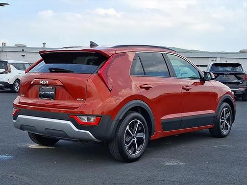 2023 Kia Niro Plug-In Hybrid EX