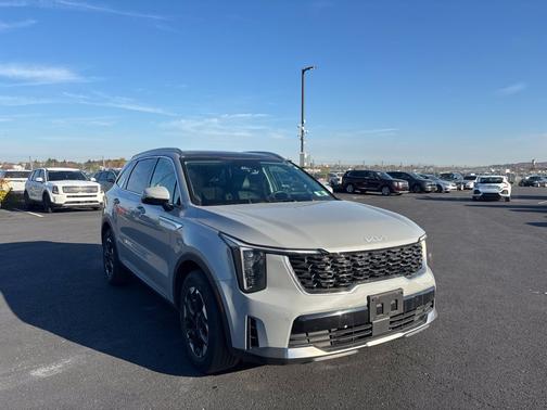 Wolf Gray 2024 Kia Sorento S