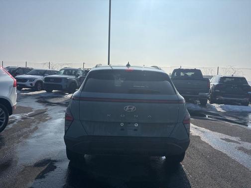 2025 Hyundai KONA SEL Convenience