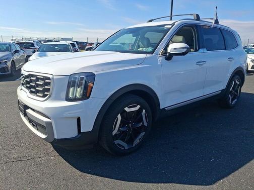 2023 Kia Telluride S