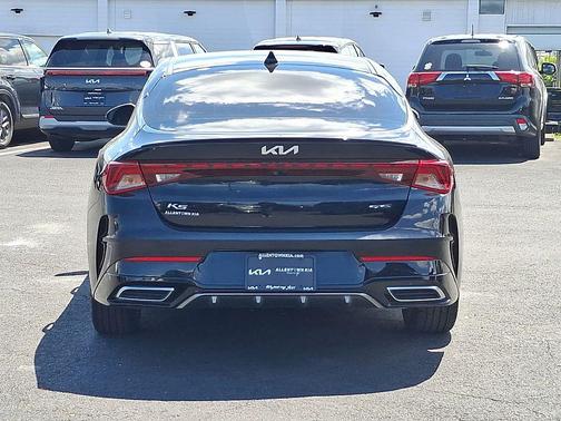 Ebony Black 2022 Kia K5 GT-Line