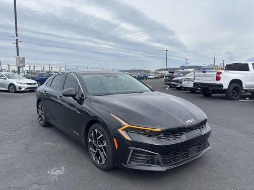 Aurora Black Pearl 2025 Kia K5 EX