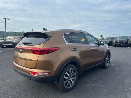 Burnished Copper 2017 Kia Sportage EX