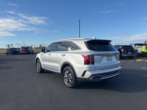 2022 Kia Sorento Hybrid S