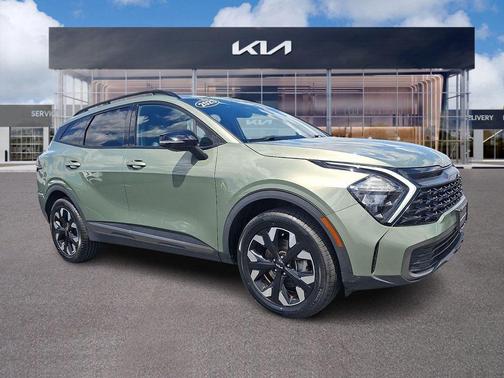 Jungle Green 2023 Kia Sportage X-Line