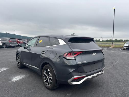 Gravity Gray 2024 Kia Sportage EX