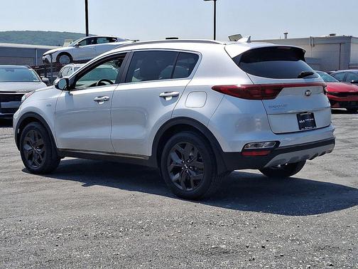 Sparkling Silver 2020 Kia Sportage S